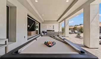 82 Glade Hollow Dr, Las Vegas, NV 89135