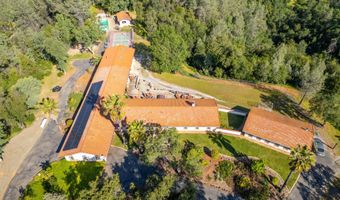 17832 Windsor Ln, Anderson, CA 96007