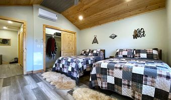 2052 Granny Squirrel Dr, Andrews, NC 28901