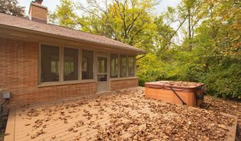 1365 Chalmers Dr, Ann Arbor, MI 48104