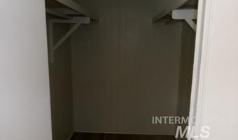 2549 N Bali Dr, Boise, ID 83713