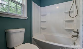 589 White Pines Cir, Camden, SC 29020