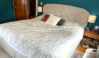 5 Glenmont Rd, Boston, MA 02135