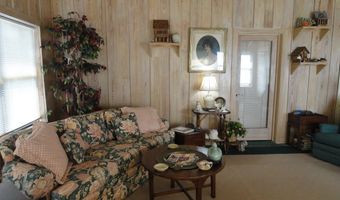 130 Bay Ave, Apalachicola, FL 32320