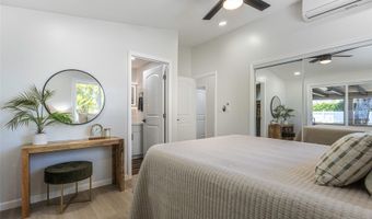 2330 Ahakapu St, Pearl City, HI 96782