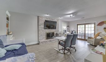 7082 Tremont Dr, Bargersville, IN 46106