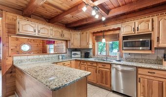 14 Barker Ave, Warren, RI 02885