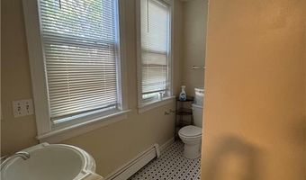 46 William St 2, Newport, RI 02840