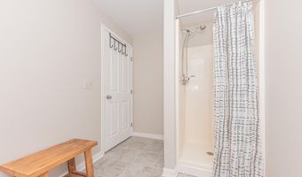 609 Ridgewood Ct, Ann Arbor, MI 48103