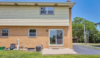 522 North Ave, Antioch, IL 60002