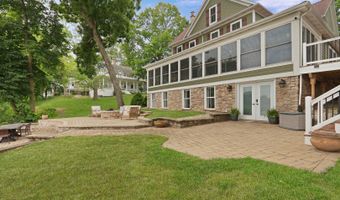 42037 N Old Lake Ave, Antioch, IL 60002