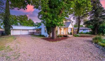 1711 Shasta St, Anderson, CA 96007