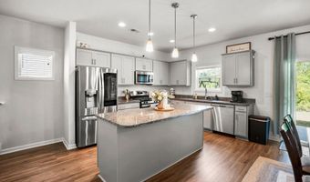 25 Chinquapin St, Beaufort, SC 29906