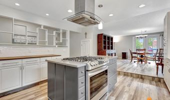 7001 Foothill Dr, Anchorage, AK 99504