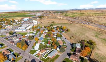 803 Eisenhower St, American Falls, ID 83211