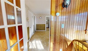 26 Freebody St, Newport, RI 02840