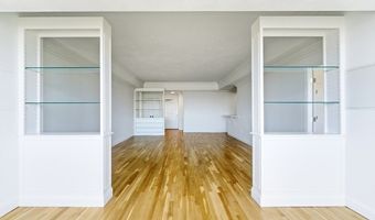 6 Whittier Place 17D, Boston, MA 02114