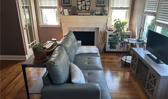 76 Poplar Dr, Cranston, RI 02920