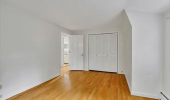 77 Hemlock Rdg, Berlin, CT 06037