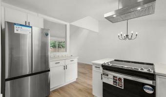9020 SW 130TH Ave, Beaverton, OR 97008