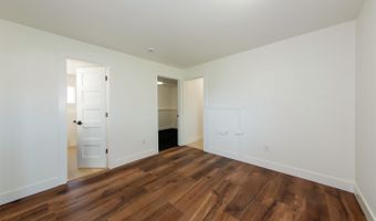 908 CREST PARK Dr, Cheyenne, WY 82001