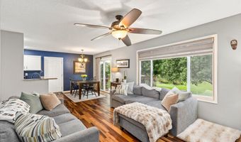 123 Dooley Ct SW, Altoona, IA 50009