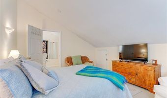 302 Swans Wharf Row, Newport, RI 02840