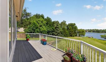 15526 Evans Rd, Basehor, KS 66007