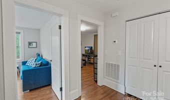 1933 Thurmond Pl, Charlotte, NC 28205