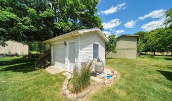 2943 Lee Marie Dr, Adrian, MI 49221