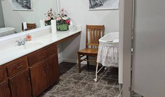 3230 N Rockwell Ave, Bethany, OK 73008