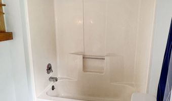 32 Starr Rd, Colchester, CT 06415
