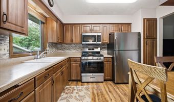 13445 Gladiola St NW, Andover, MN 55304