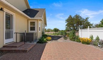 1056 Country Ln, Gardnerville, NV 89460