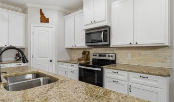 150 N 9th St, Aransas Pass, TX 78336