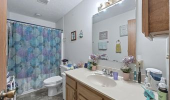 606 DeKalb Ave, Auburn, IN 46706