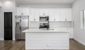 274 N Delaware St B, Chandler, AZ 85225
