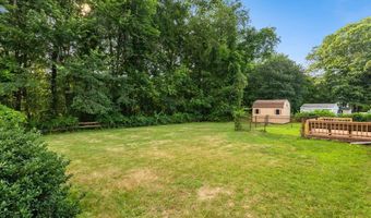12 Oak Ter, Bellingham, MA 02019