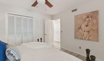 2058 BEACH Ave, Atlantic Beach, FL 32233