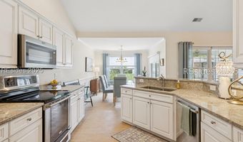 4 Lake Linden Pl, Bluffton, SC 29910