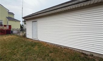 14 Park St, Central Falls, RI 02863