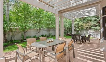 413 W Smuggler St, Aspen, CO 81611
