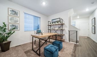 22302 E 38th Pl, Aurora, CO 80019