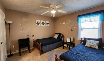 87 Lakeside Dr, Albany, KY 42602