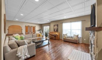 3352 Southridge Dr, Amana, IA 52203