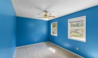 404 Woodvale Ln, Aiken, SC 29801