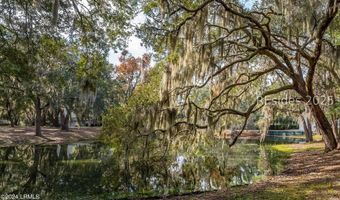 6 Tiller Island Dr, Beaufort, SC 29907