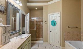 123 Sherwood Dr, Benton, LA 71006