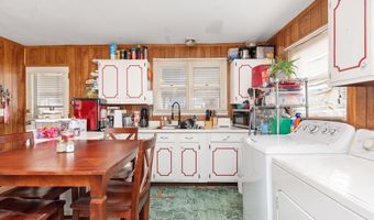 414 E 2nd St, Augusta, KY 41002