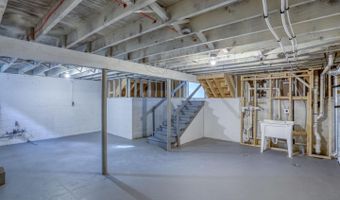 811 SUNSET Ter, Dover, DE 19904